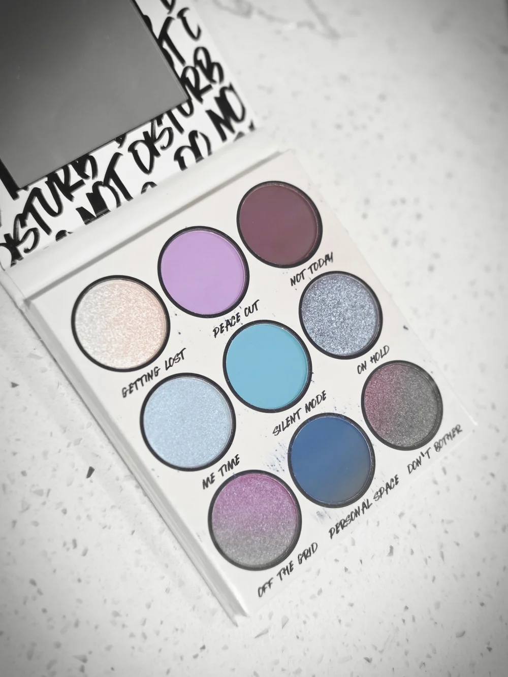 BH Cosmetics Do Not Disturb Violet & Blue Eyeshadow Palette -